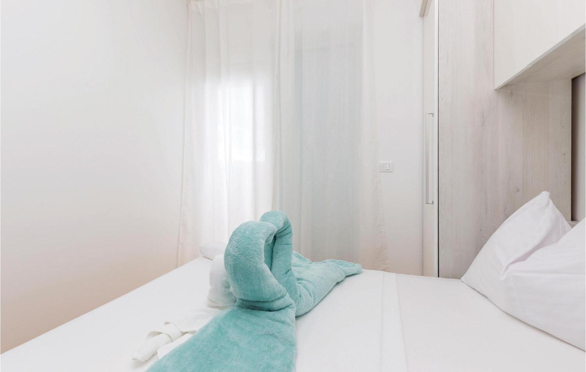 Cozy Apartment In Crikvenica With House Sea View Exteriör bild